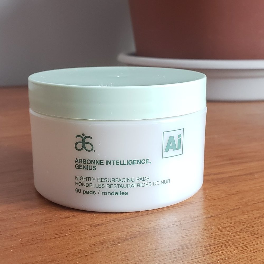 Arbonne Genius Nightly Resurfacing Pads & Solution